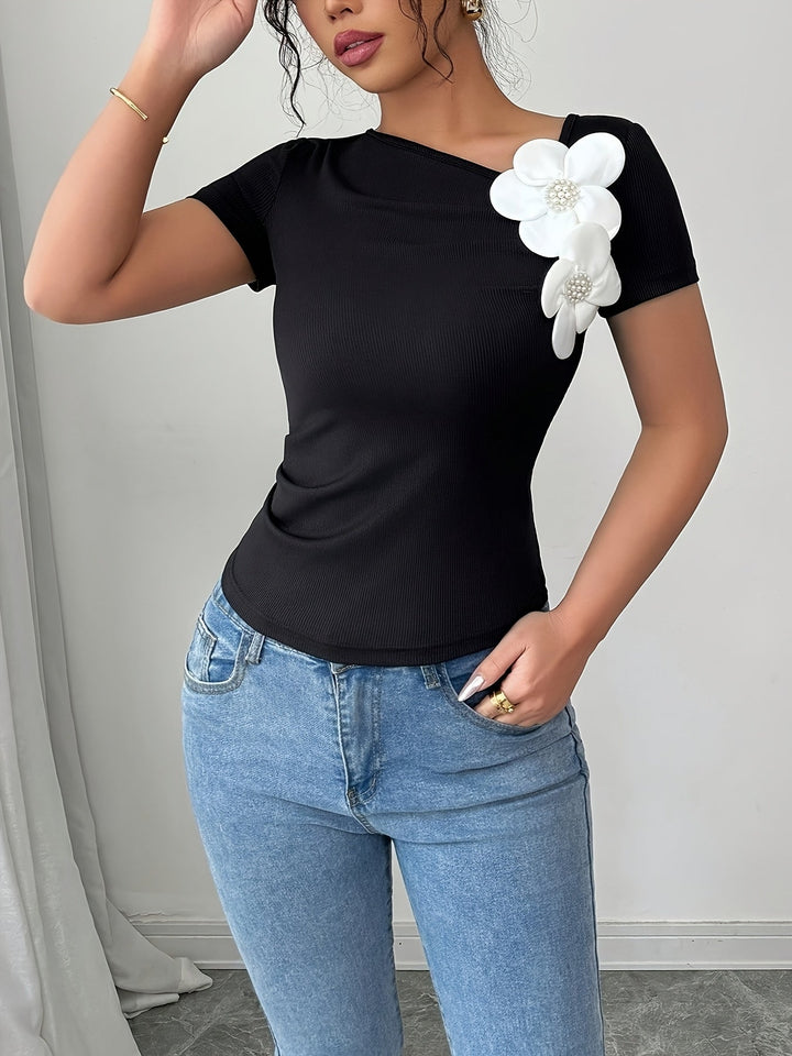 Briyana | Elegante Top met 3D Bloemaccent