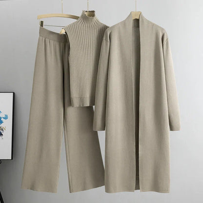 Zachte en comfortabele dames set met chique lange jas
