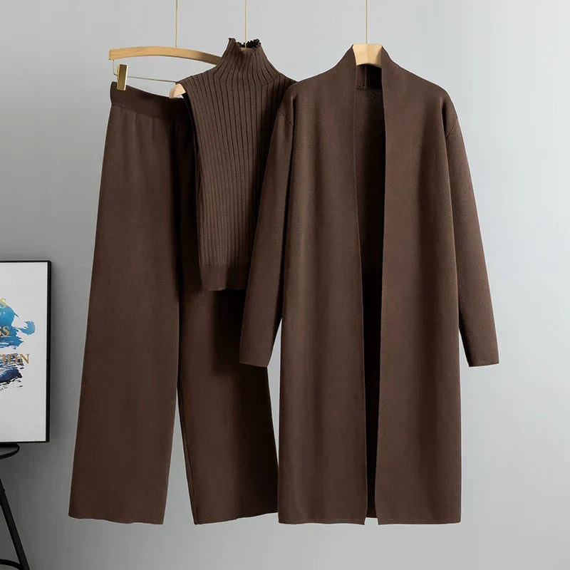 Zachte en comfortabele dames set met chique lange jas