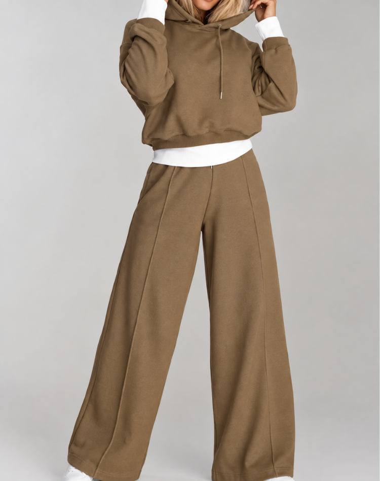 Comfortable Women's Lounge Set with Wide Pants and Hoodie