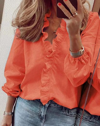 Lichte en chique dames blouse met elegant ruches