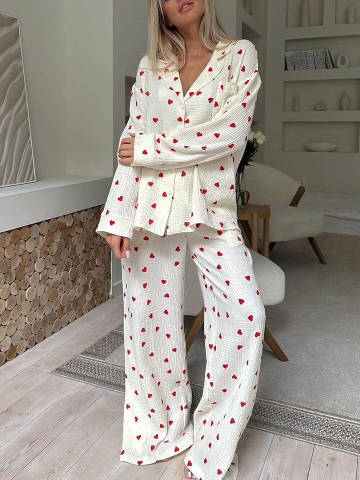 Soft and Comfortable Women's Pajama Set with Heart Print