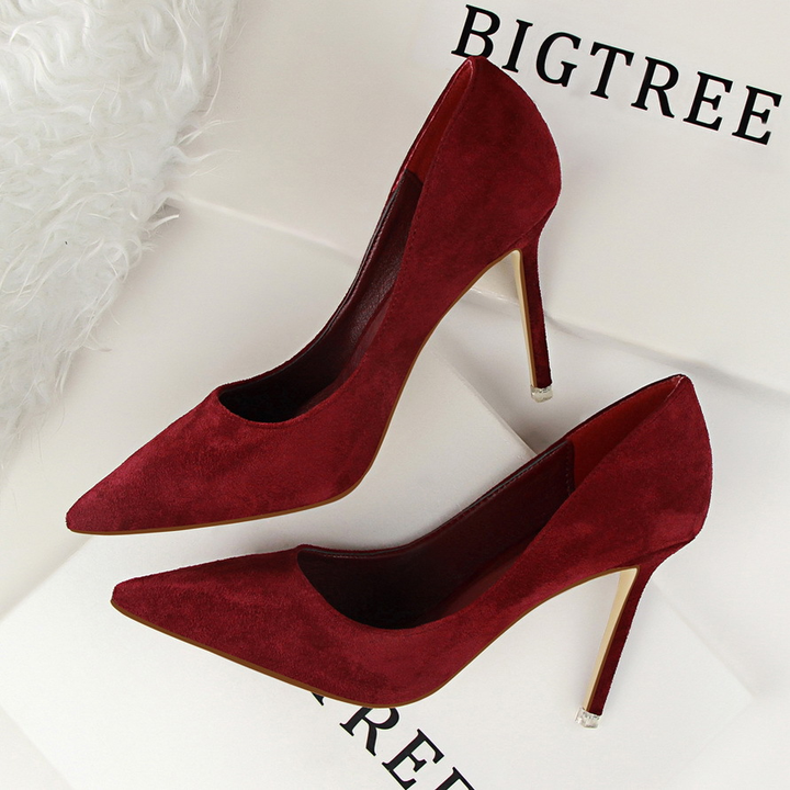 Elegant suede-look women's pumps with pointed toe and stiletto heel