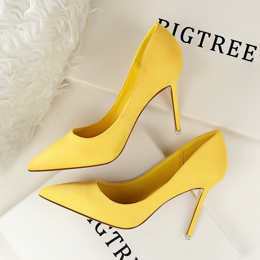 Yellow / 9UK / 11US / 43EU