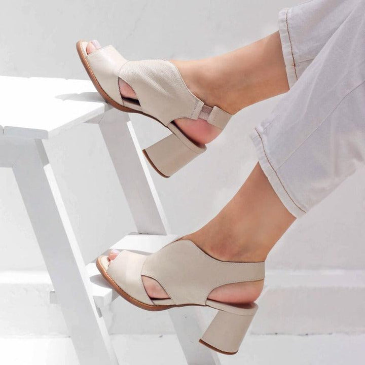 Iolanda | Open Heels with Wide Heel and V-Design