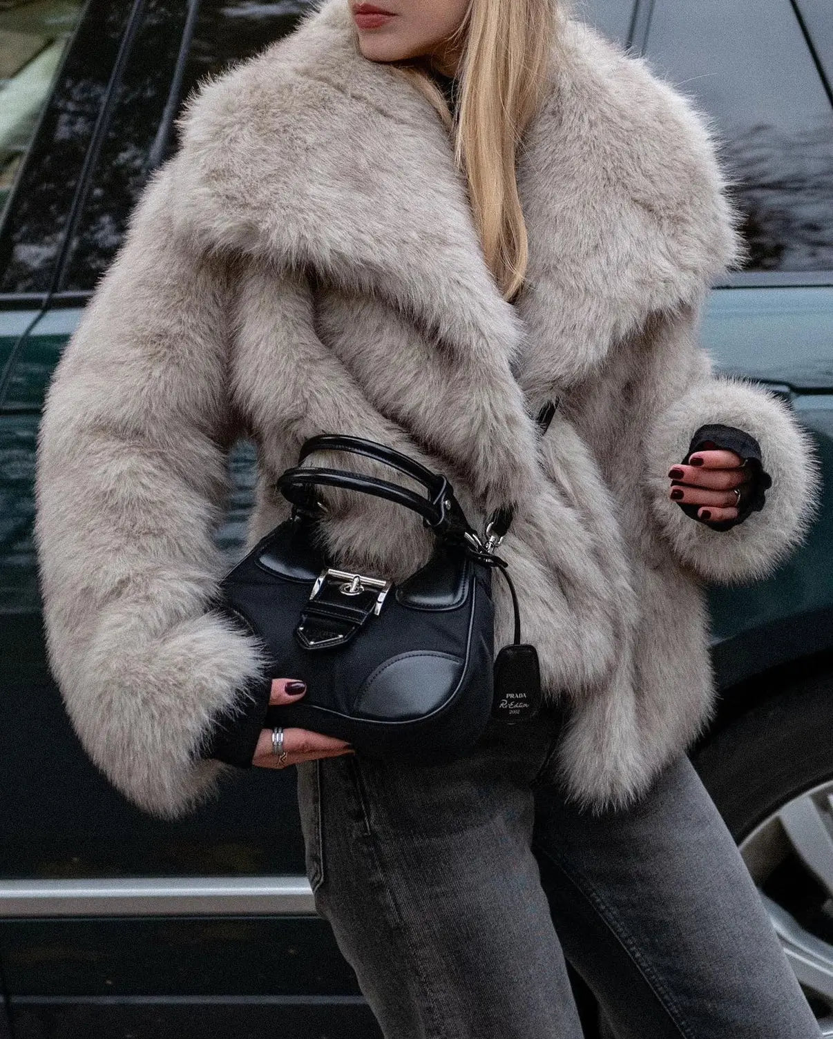 Luxe zachte dames jas met elegant faux fur design