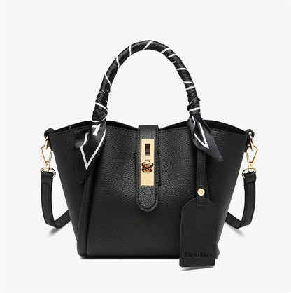 Tery | Luxe Handtas met Sjaaldetail en Gouden Sluiting