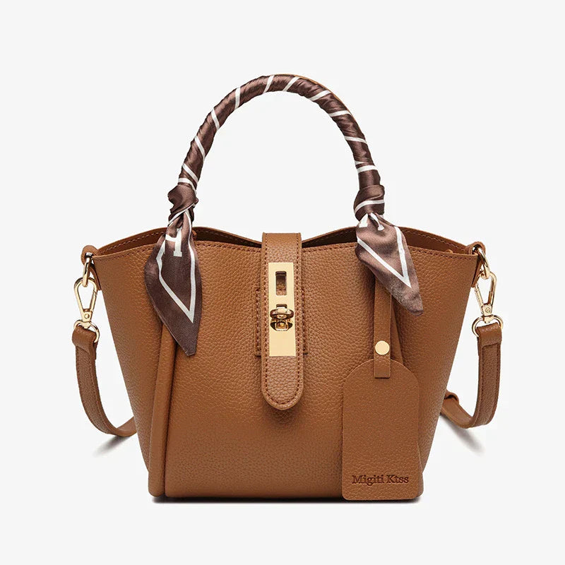 Tery | Luxe Handtas met Sjaaldetail en Gouden Sluiting