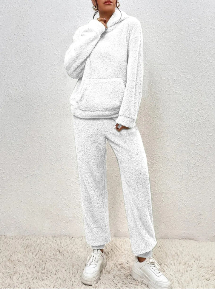 Ensemble loungewear teddy doux pour femme avec sweat à capuche