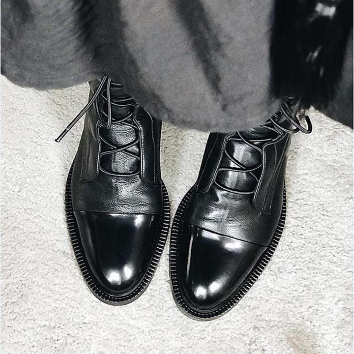 Bottines En Cuir Tendance Femme Avec Lacets Et Semelle Robuste