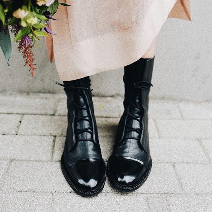Bottines En Cuir Tendance Femme Avec Lacets Et Semelle Robuste