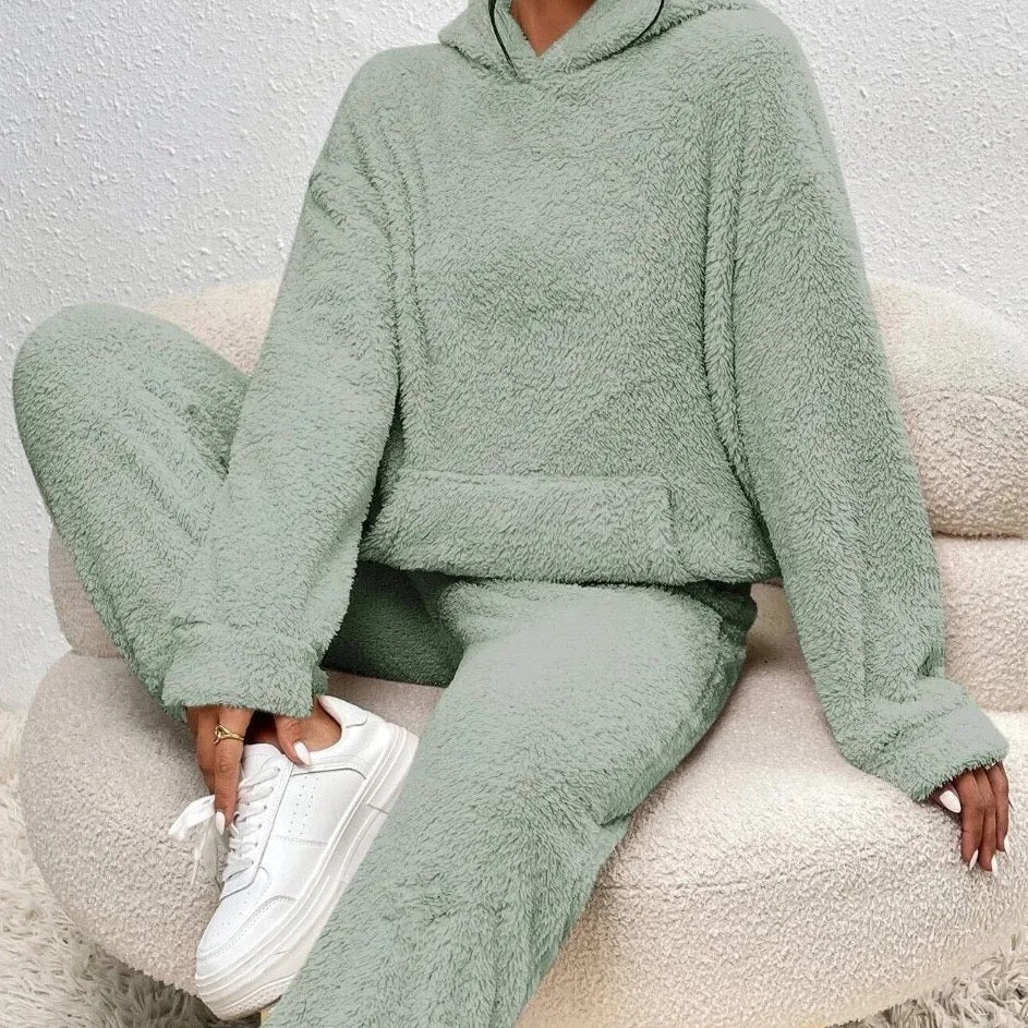 Ensemble loungewear teddy doux pour femme avec sweat à capuche