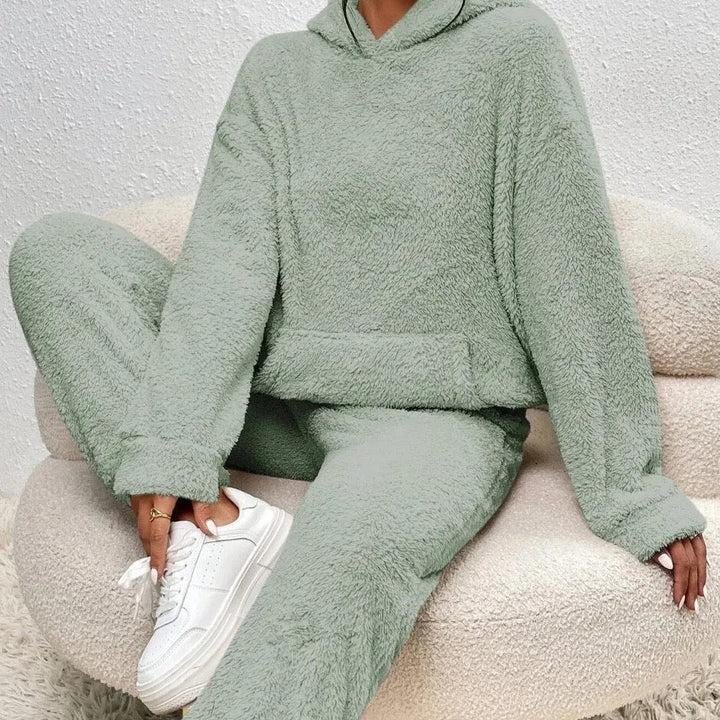 Ensemble loungewear teddy doux pour femme avec sweat à capuche