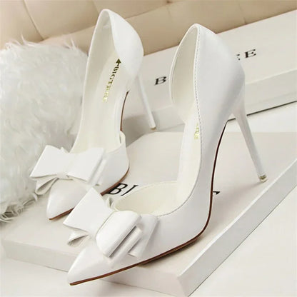 Gilia | Elegante Pumps met Strikdetail