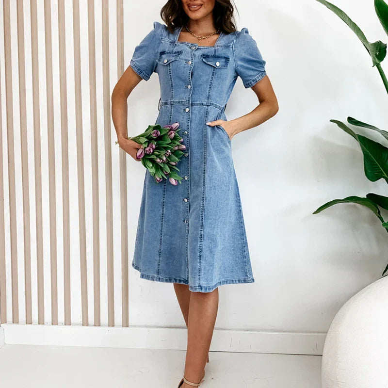 Alicja | Lichtblauwe Denim Jurk - Midi