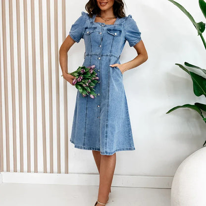 Alicja | Lichtblauwe Denim Jurk - Midi