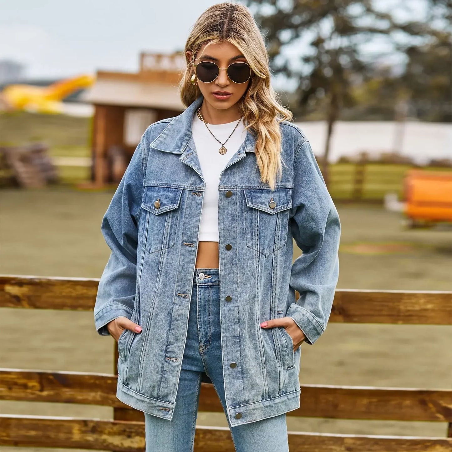 Oversized Denim Jas Dames Met Borstzakken En Drukknoopsluiting