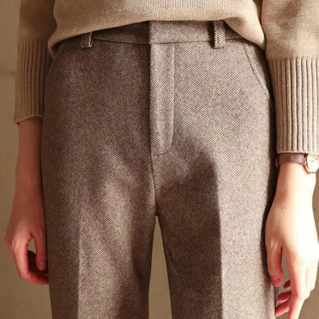 Elegant Wool-Blend Women's Pants with Straight Legs and High Waist