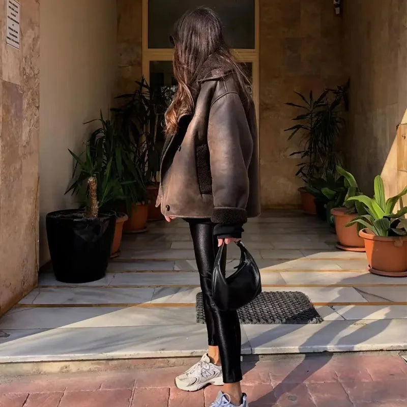 Bruin Oversized Dames Winterjas met Teddy Voering