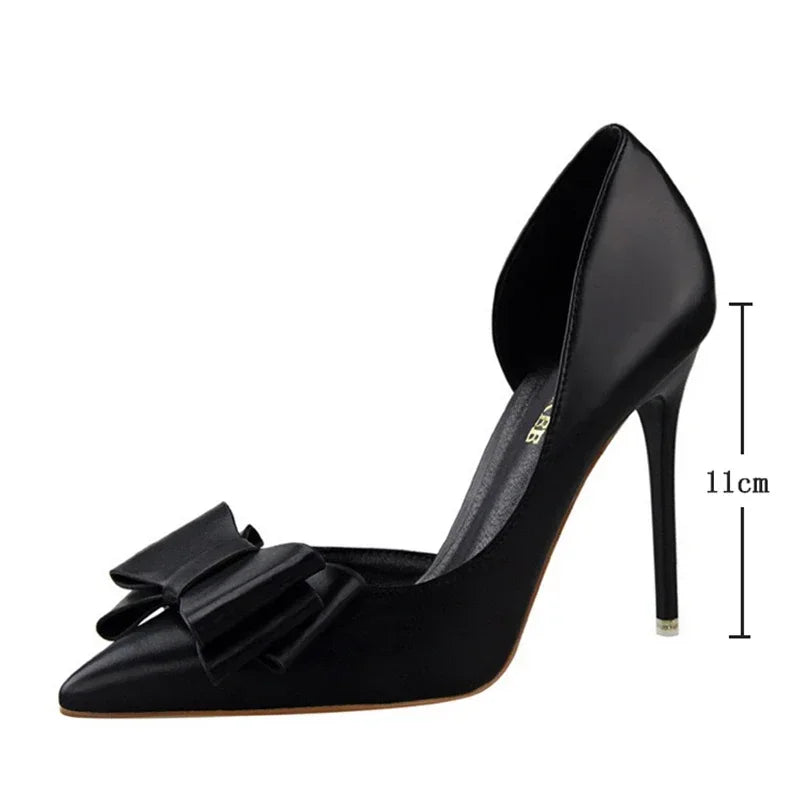 Gilia | Elegante Pumps met Strikdetail