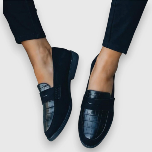 Black Women's Leather Loafers with Classic Slip-On Fit