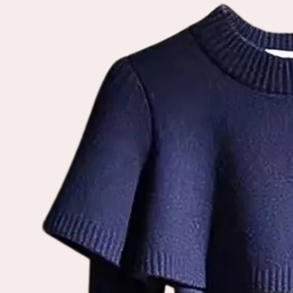 Leontine | Gebreide Cape-Trui met Tailleceintuur