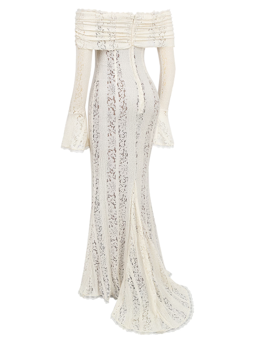 Chea | Luxe Off-Shoulder Kantjurk met Fishtail