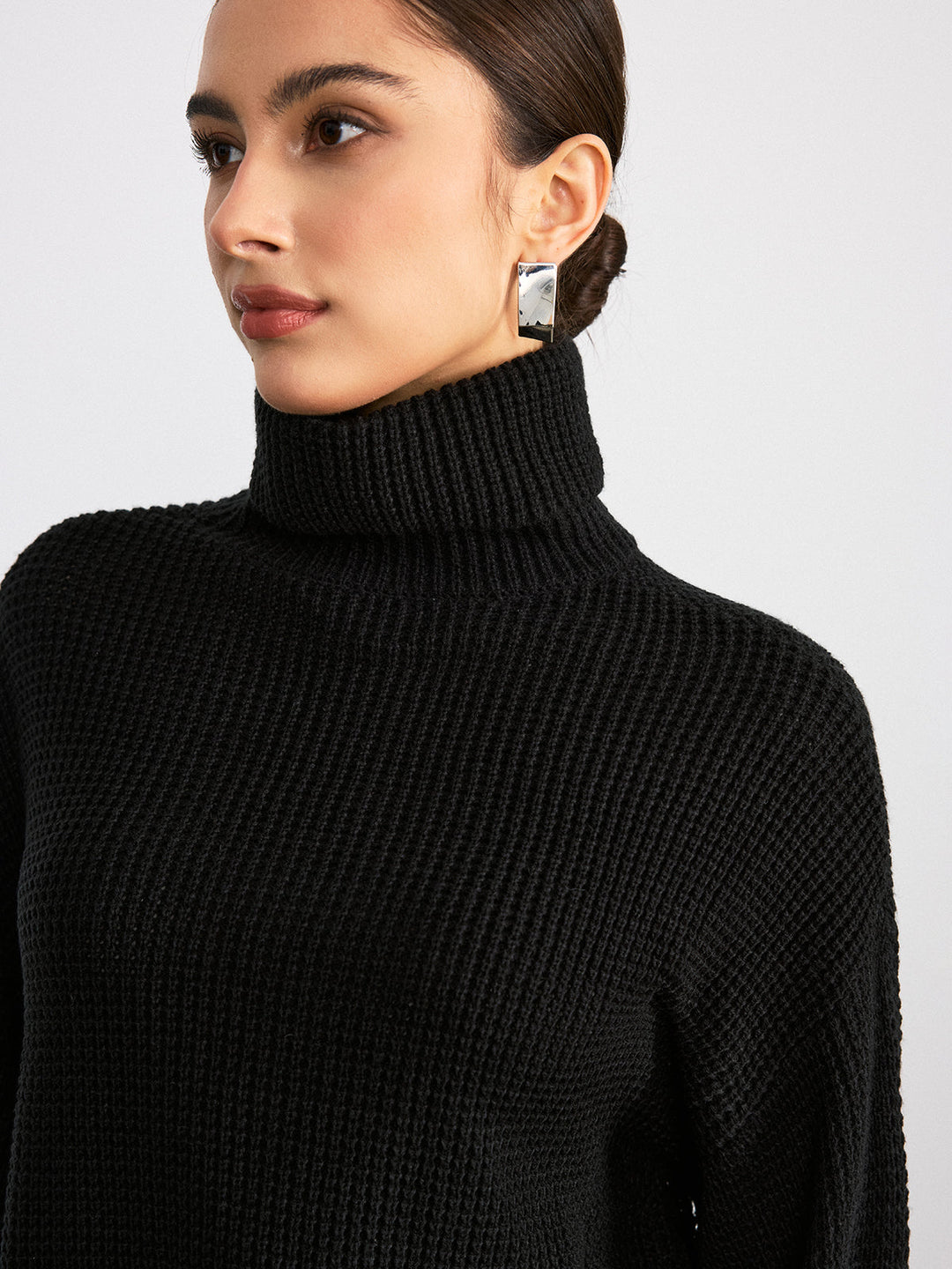 Col Roulé Femme Oversize Noir en Maille Douce avec Manches Longues