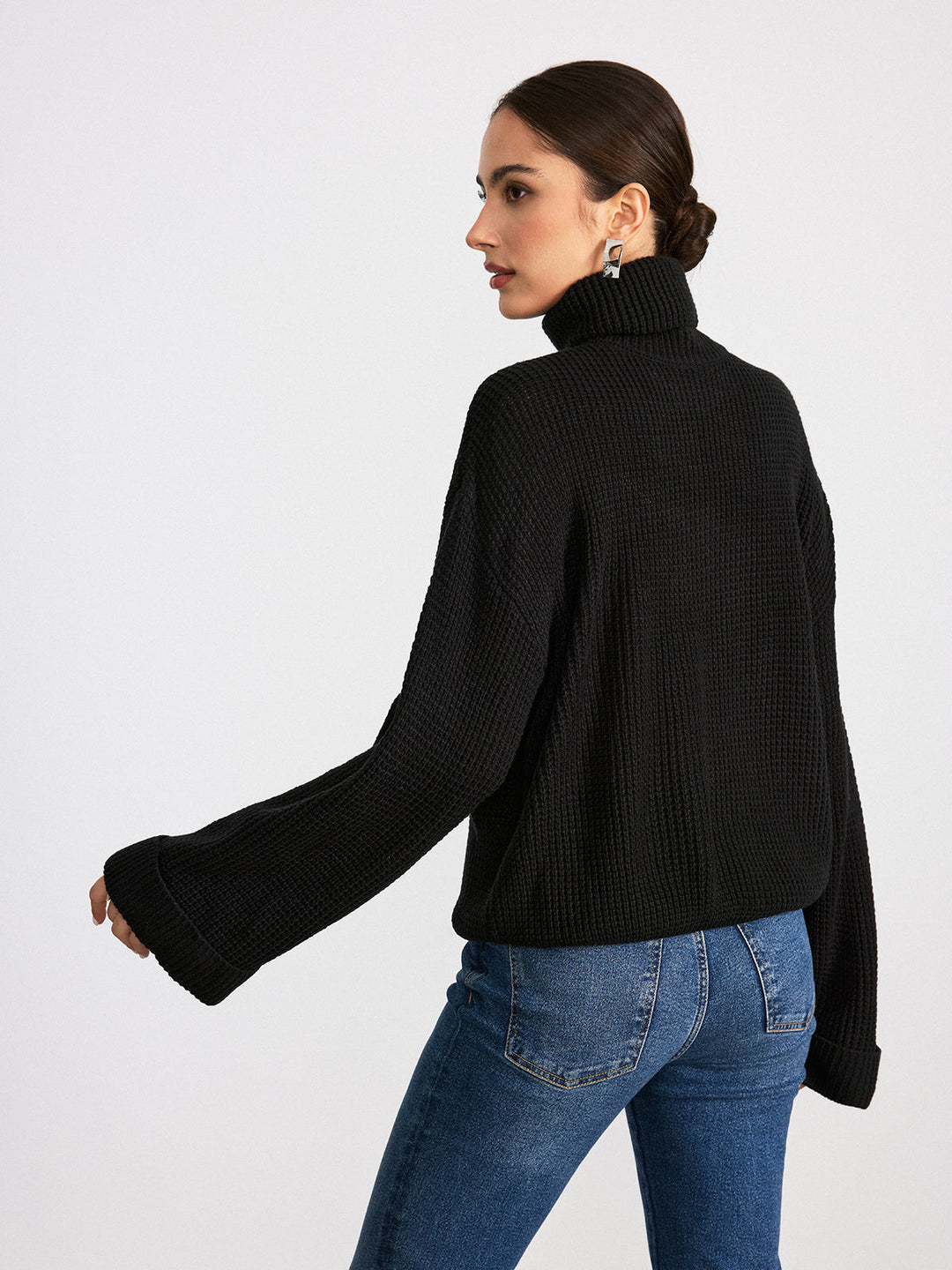 Col Roulé Femme Oversize Noir en Maille Douce avec Manches Longues