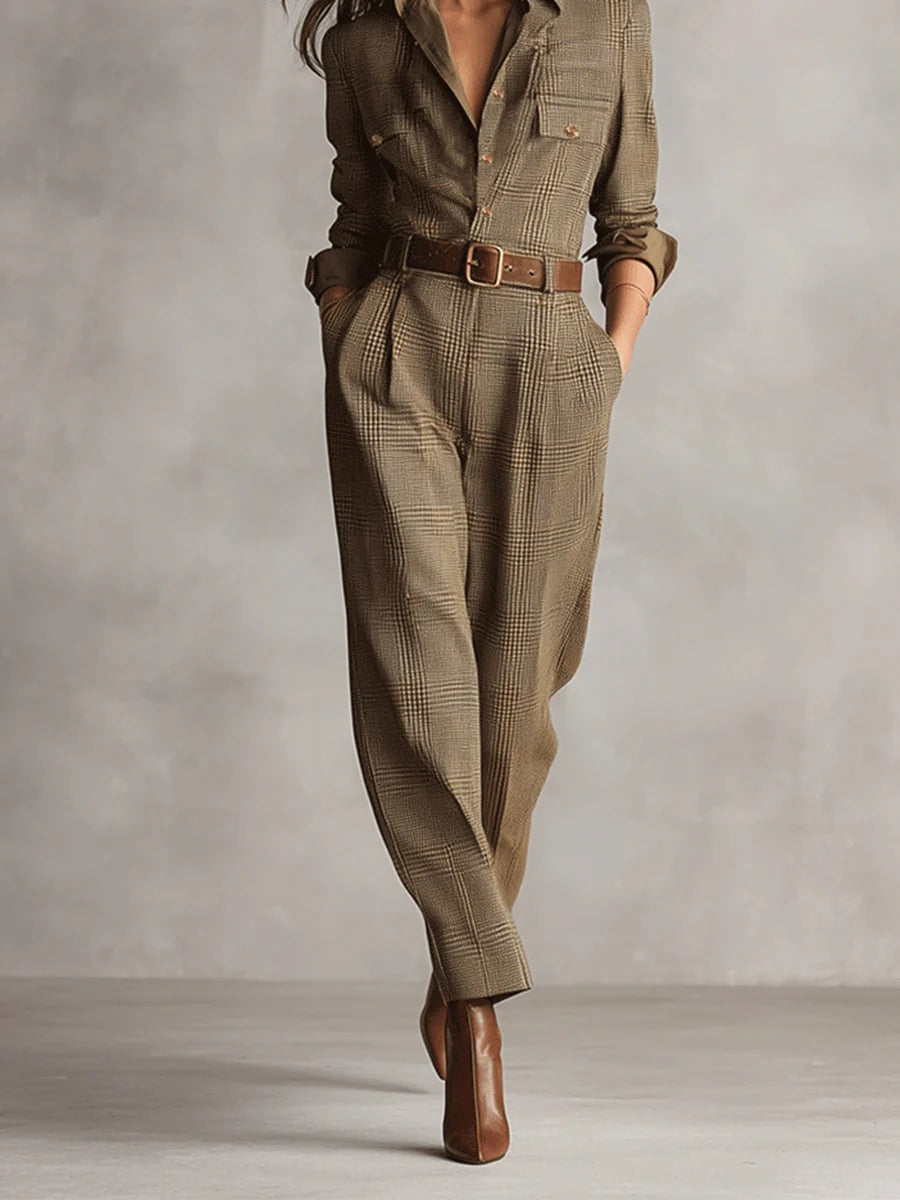Combinaison tendance pour femmes avec jambes larges et ceinture