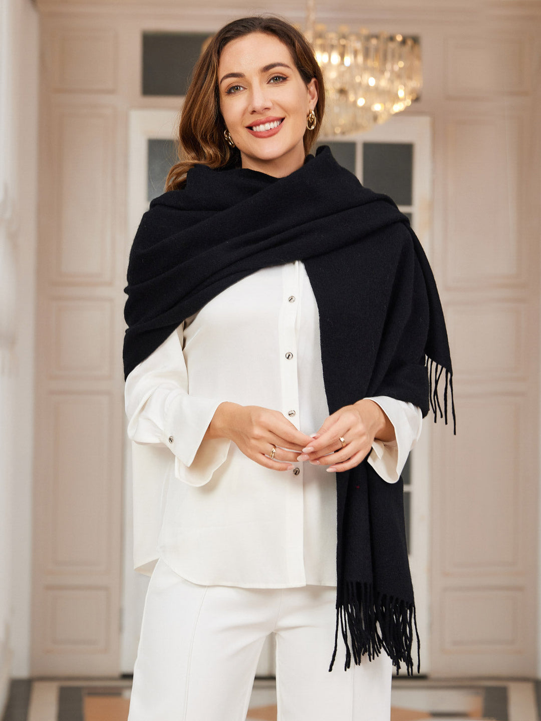Elegant Soft Women's Wool Scarf with Fringes