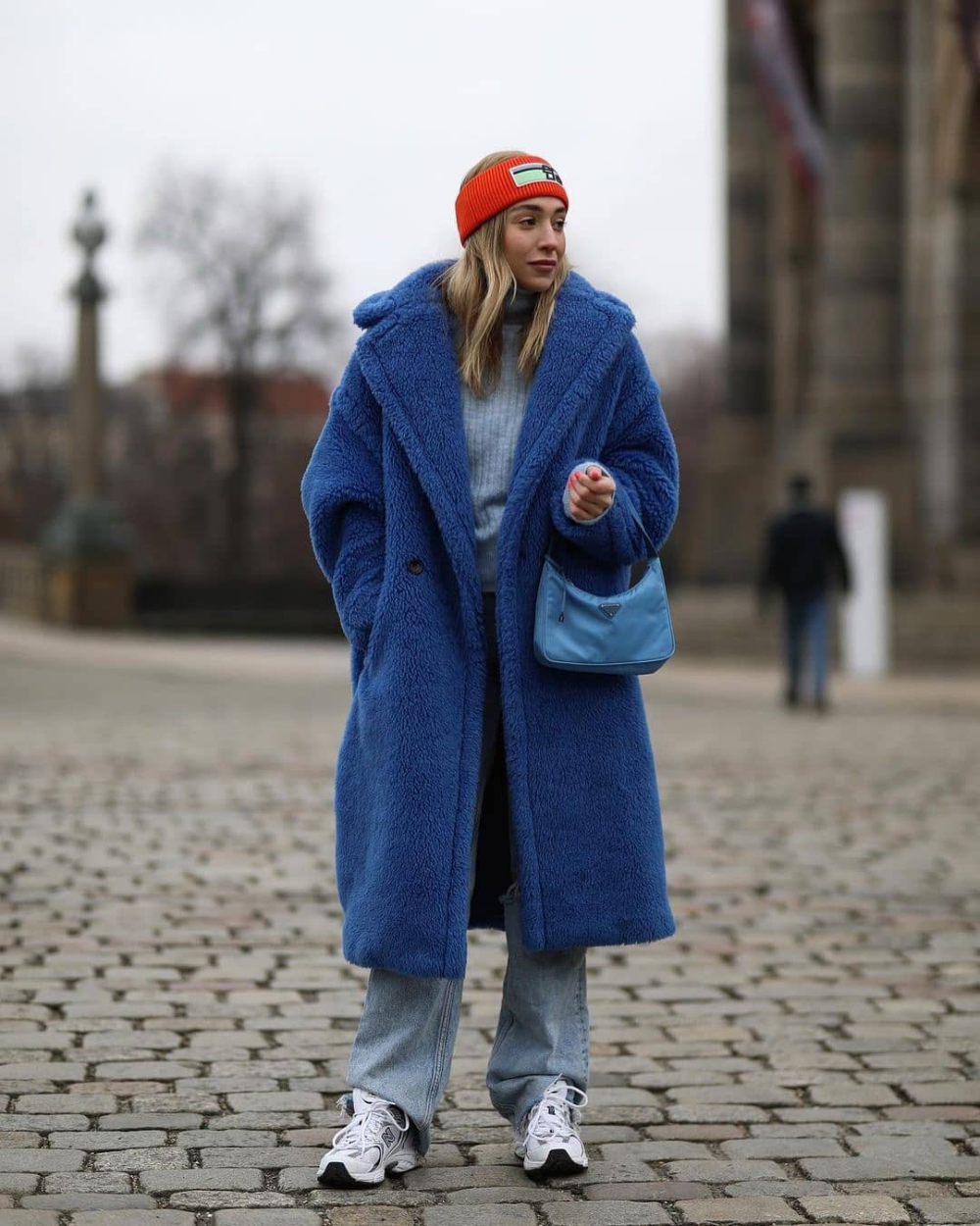 Zachte oversized dames winterjas met lange teddy pasvorm