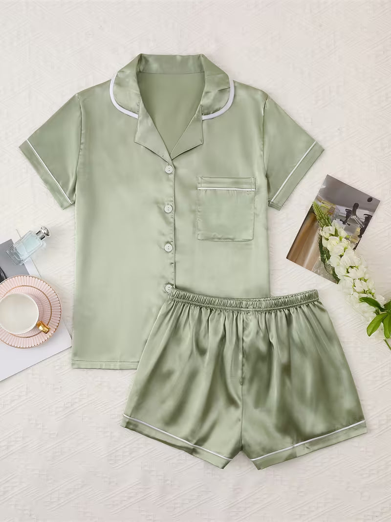 Zachte Satijnen Dames Pyjama Set met Korte Mouwen en Short