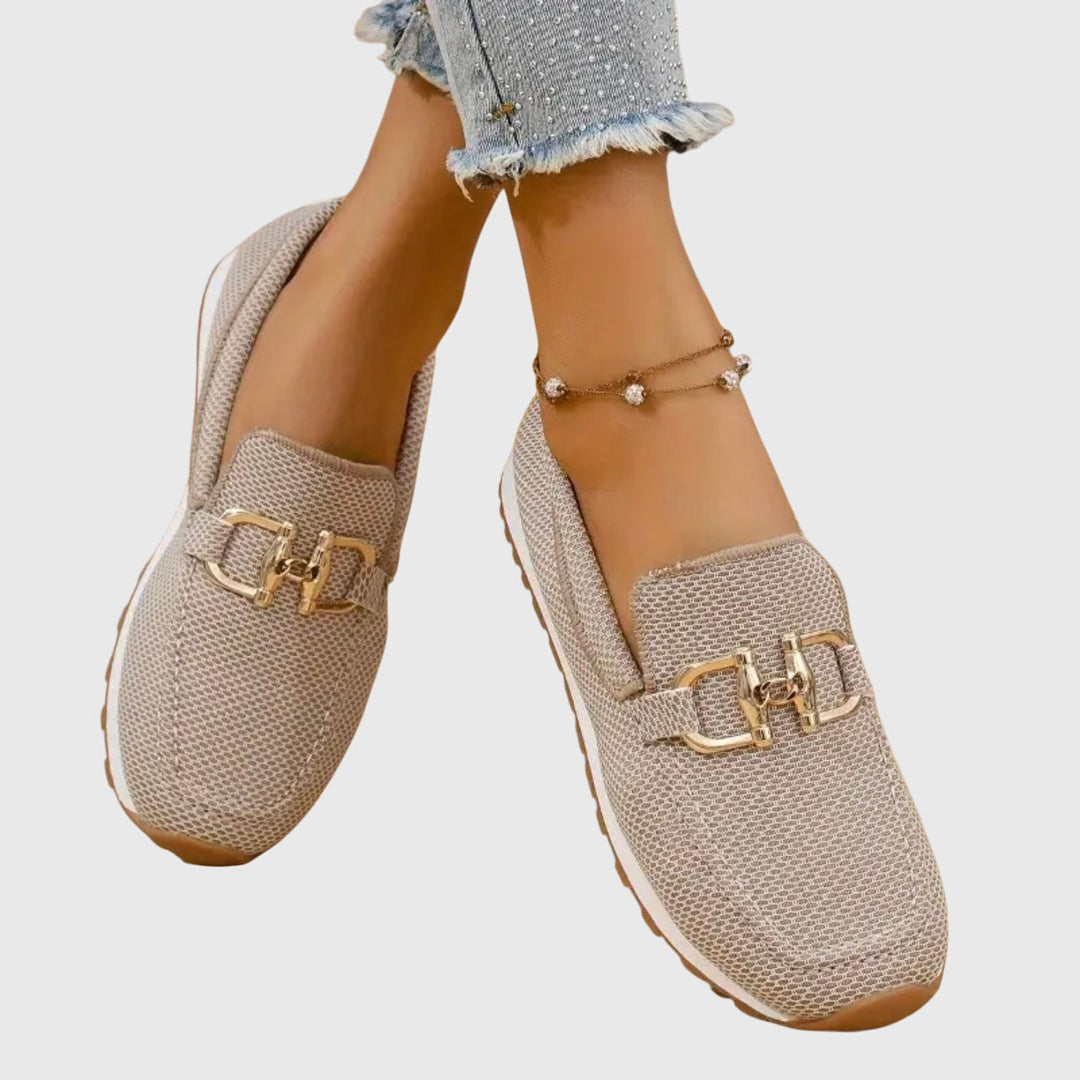 Dames Loafers met Gouden Gesp en Plateau Zool
