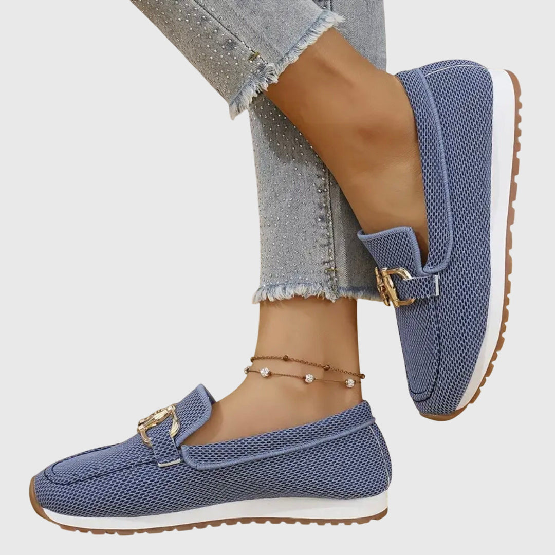 Dames Loafers met Gouden Gesp en Plateau Zool
