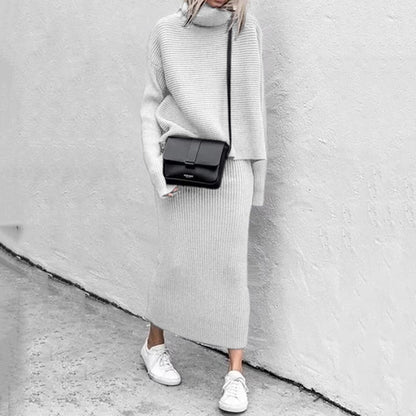 Zachte warme vrouwen set met comfortabele sweater en rok