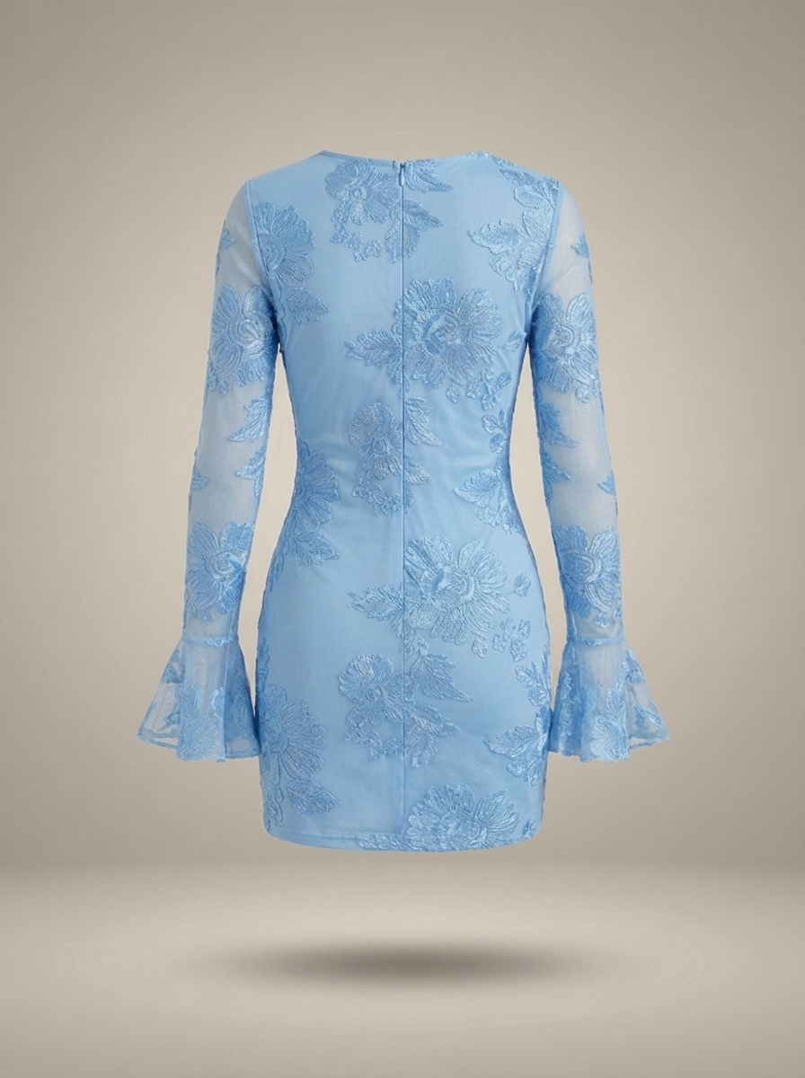 Świąteczna mini sukienka damska z kwiatowym nadrukiem i rozkloszowanymi rękawami