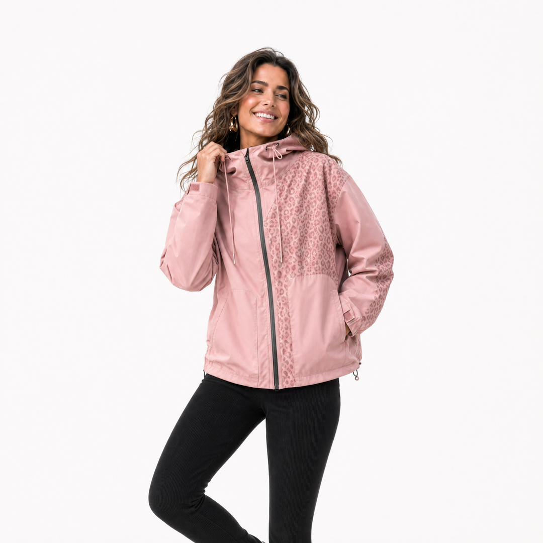 roze waterafstotende regenjas dames met luipaardprint op mouw