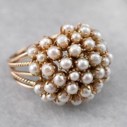 Bague avec perles incrustées