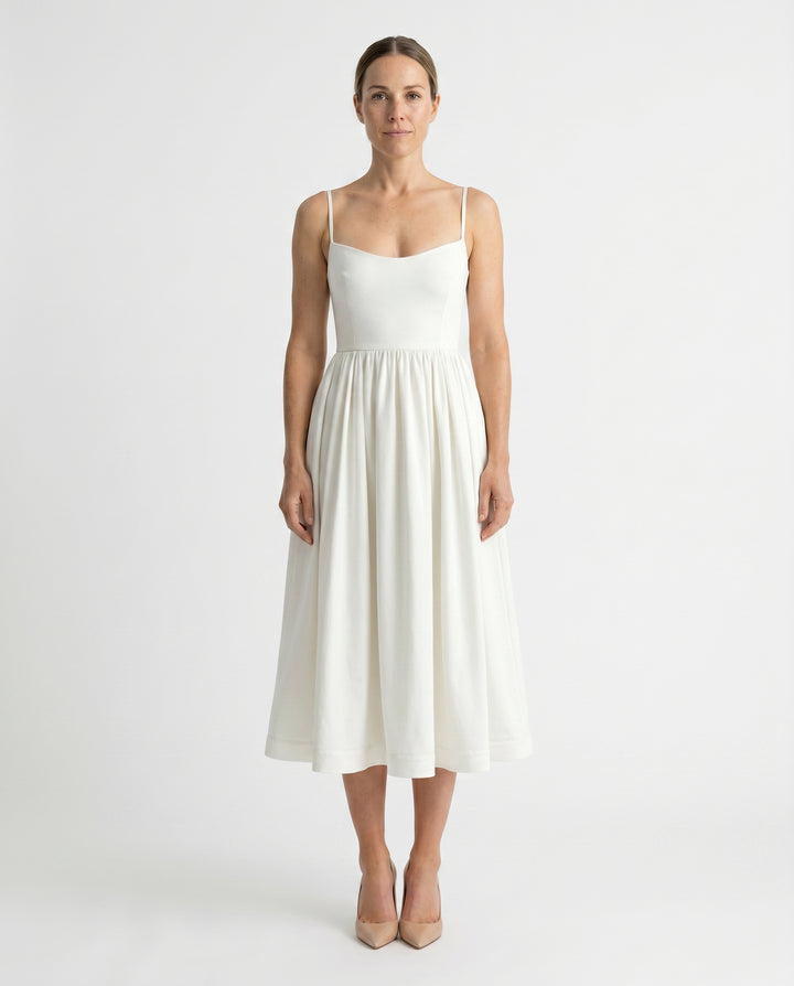 sabrina-witte-midi-jurk-hero