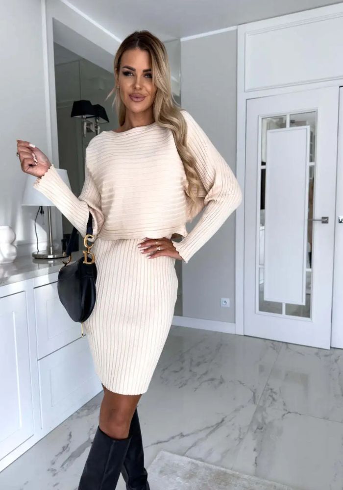 Ensemble Robe Mini à Côtes Élégante avec Haut Sweat Doux