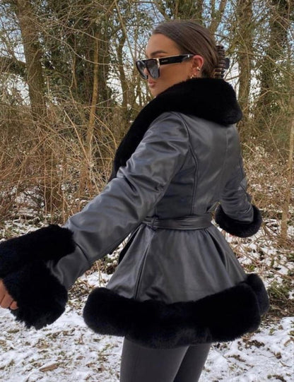 Luxe Warme Dames Winterjas met Bontkraag en Ceintuur
