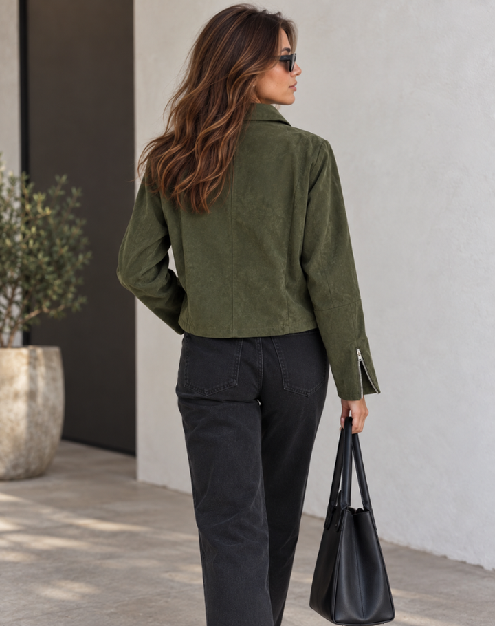 Blouson Biker en Cuir Élégant pour Femme avec Fermeture Éclair et Coupe Courte