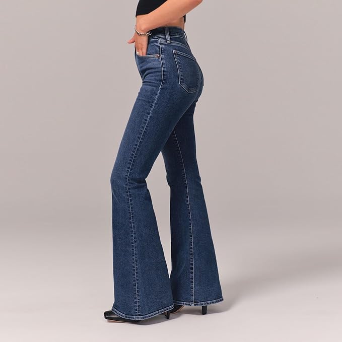 Classic Flared High-Waist Jeans
