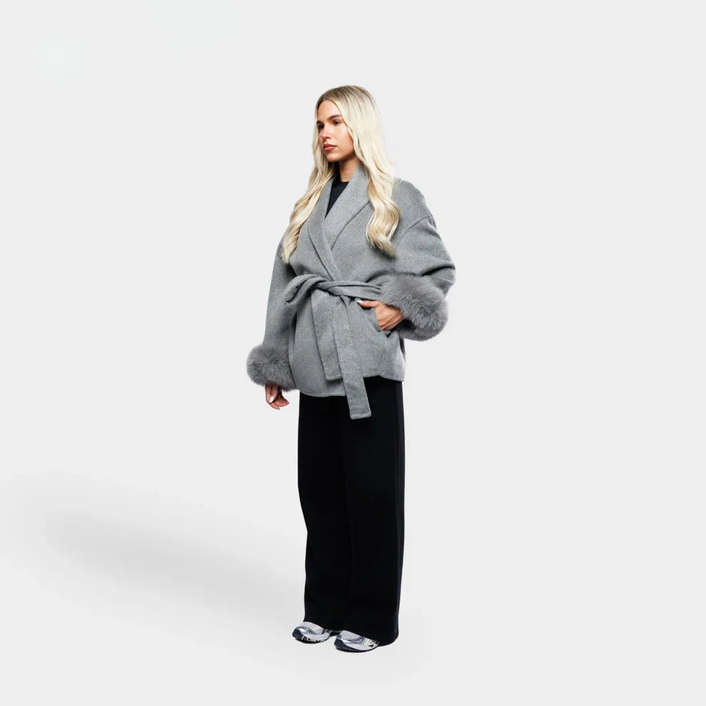 Luxe Dames Wolmix Jas met Ceintuur en Faux Fur Mouwen