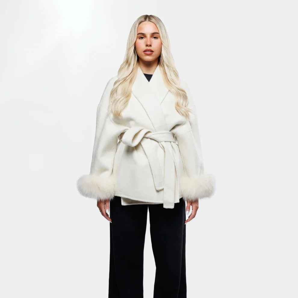 Manteau en mélange de laine de luxe pour femmes avec ceinture et manches en fausse fourrure