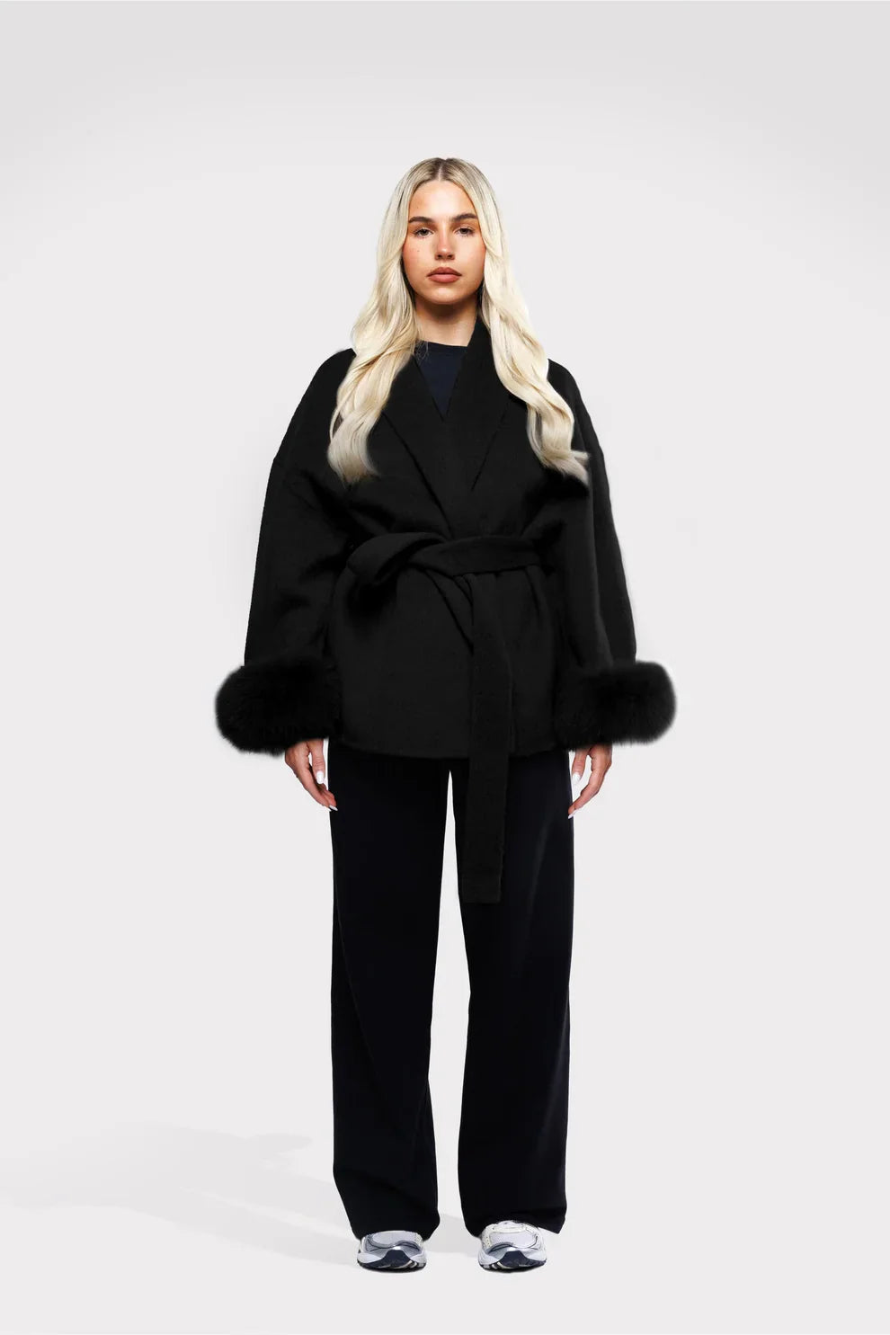 Luxe Dames Wolmix Jas met Ceintuur en Faux Fur Mouwen