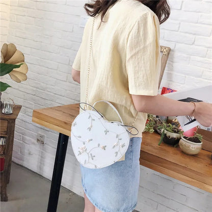 Lanza | Hartvormige Crossbody met Bloemenborduursel