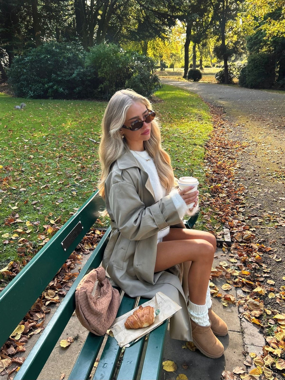 Stijlvolle Maxi Dames Trenchcoat met Knoopsluiting en Ceintuur