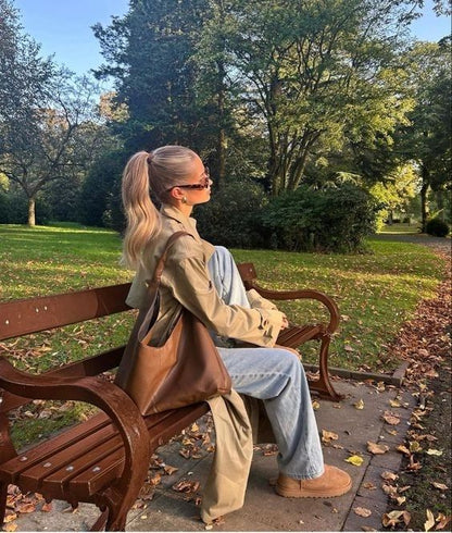 Stijlvolle Maxi Dames Trenchcoat met Knoopsluiting en Ceintuur